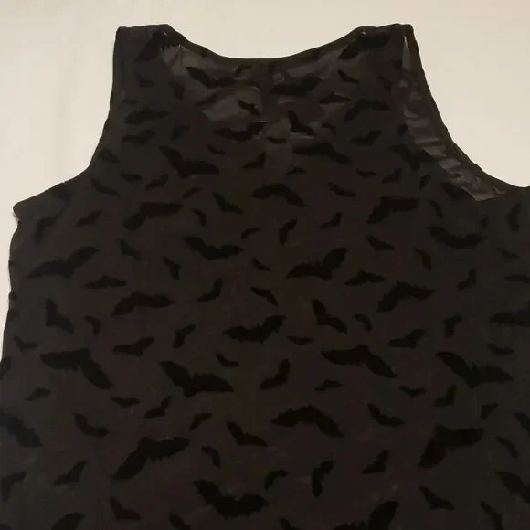 Torrid 2X Black Bat Velvet & Mesh V Neck Bodysuit - Picture 9 of 11